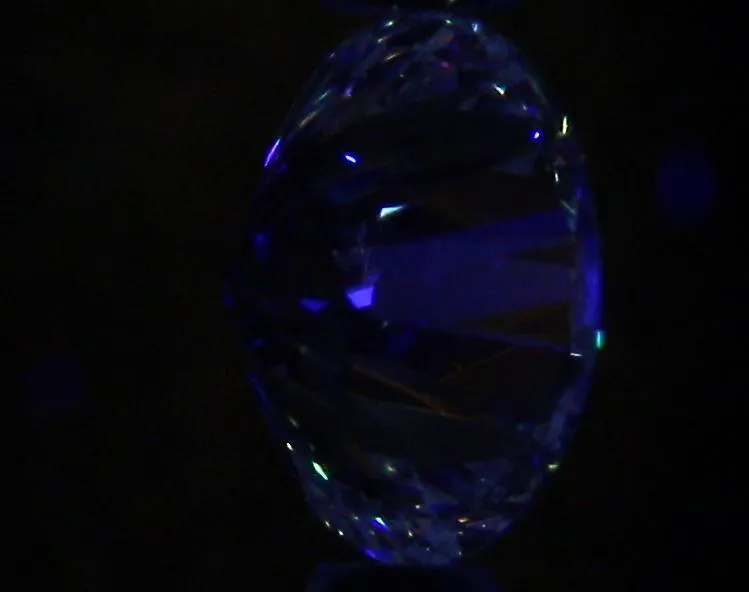 0.59 Carat H SI1 Round Diamond