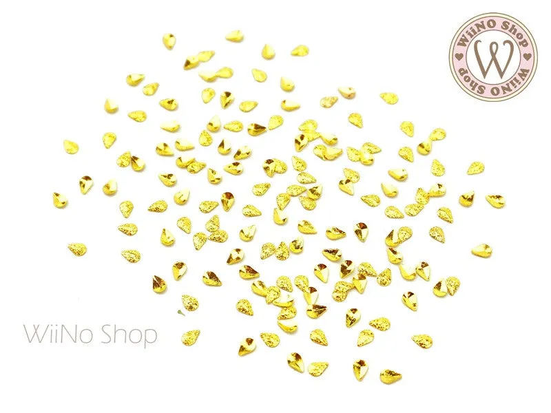 2 x 3mm Gold Textured Drop Metal Studs - 25 pcs