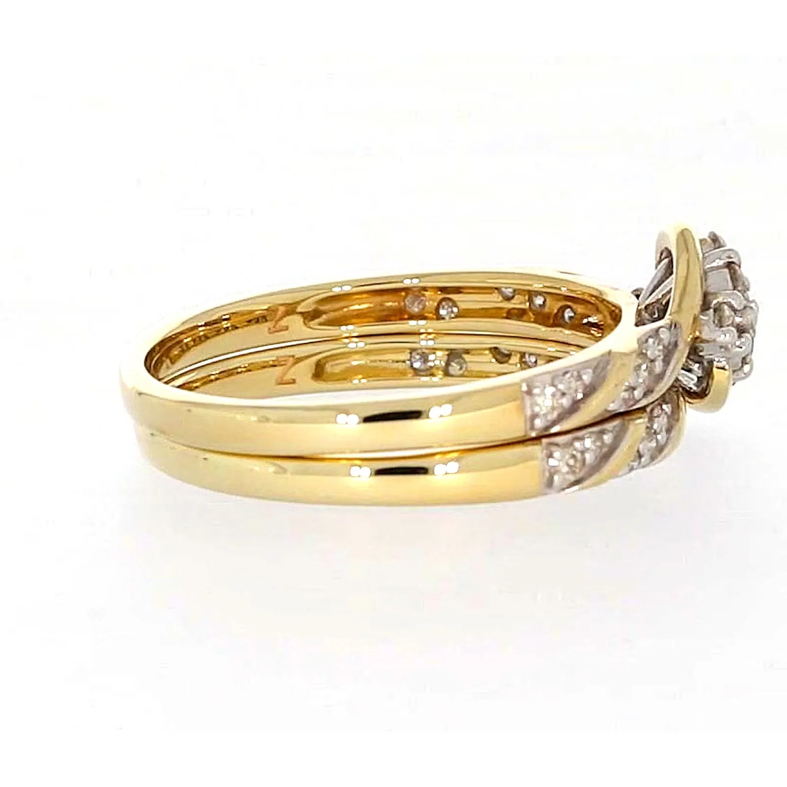 9ct Two Tone Gold Round Brilliant Cut with 0.33 Carat tw of Diamonds Ring
