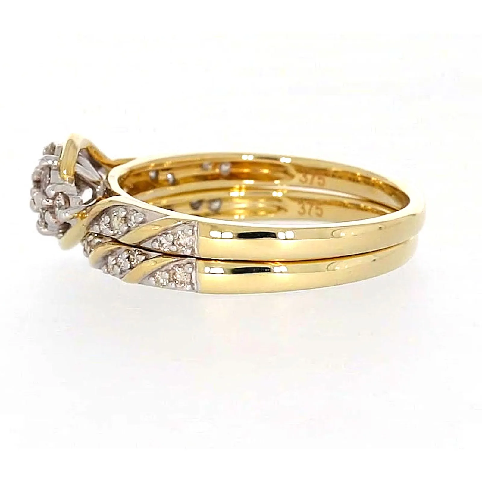 9ct Two Tone Gold Round Brilliant Cut with 0.33 Carat tw of Diamonds Ring