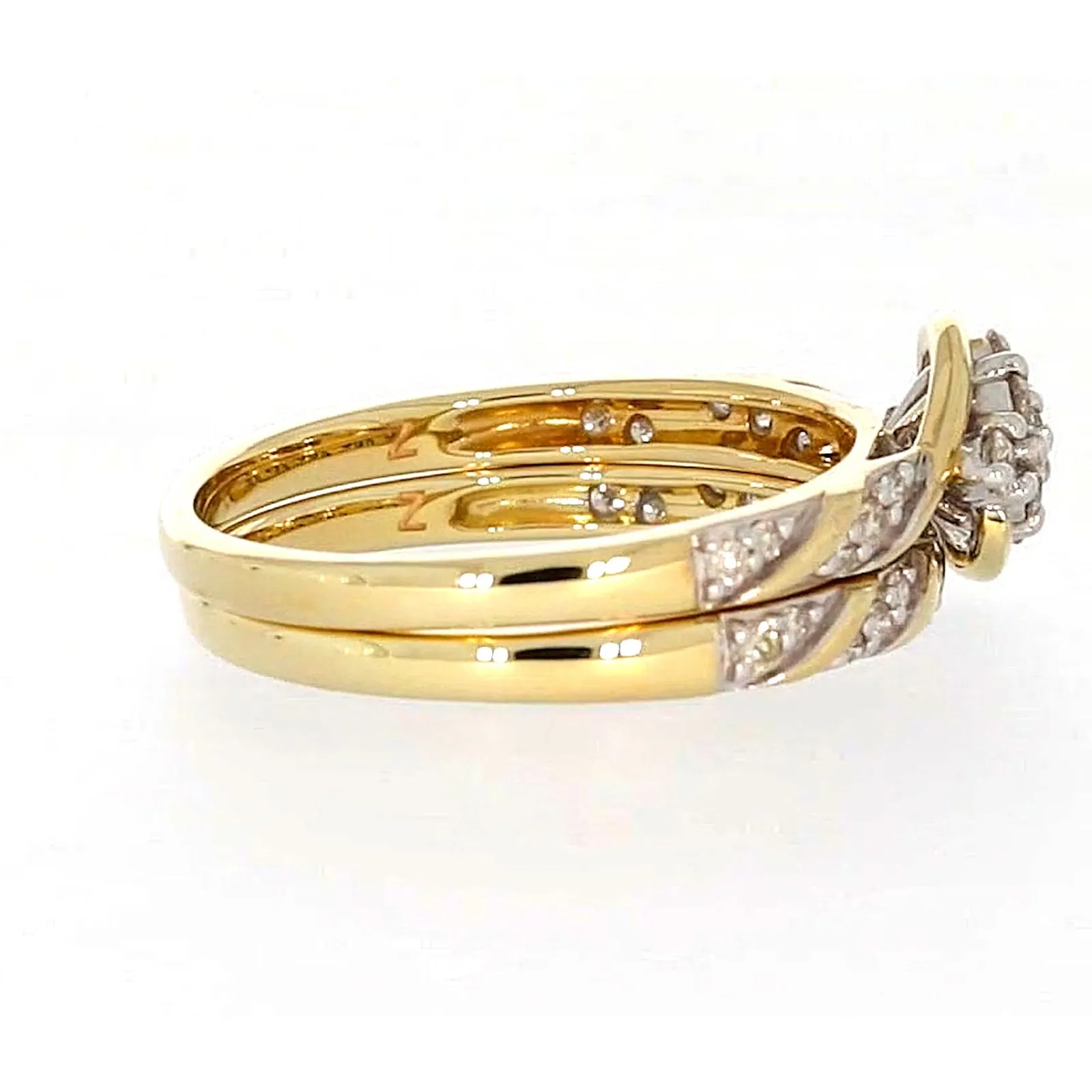 9ct Two Tone Gold Round Brilliant Cut with 0.33 Carat tw of Diamonds Ring