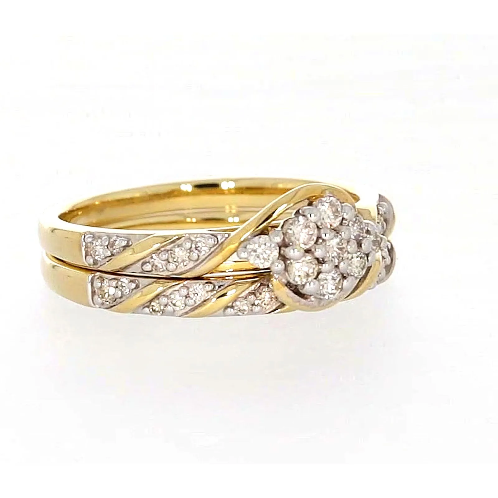 9ct Two Tone Gold Round Brilliant Cut with 0.33 Carat tw of Diamonds Ring