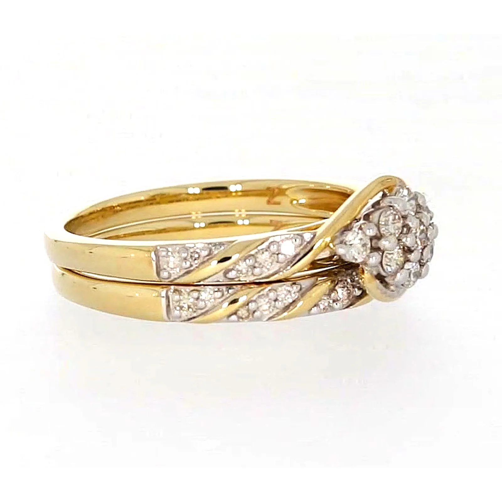 9ct Two Tone Gold Round Brilliant Cut with 0.33 Carat tw of Diamonds Ring