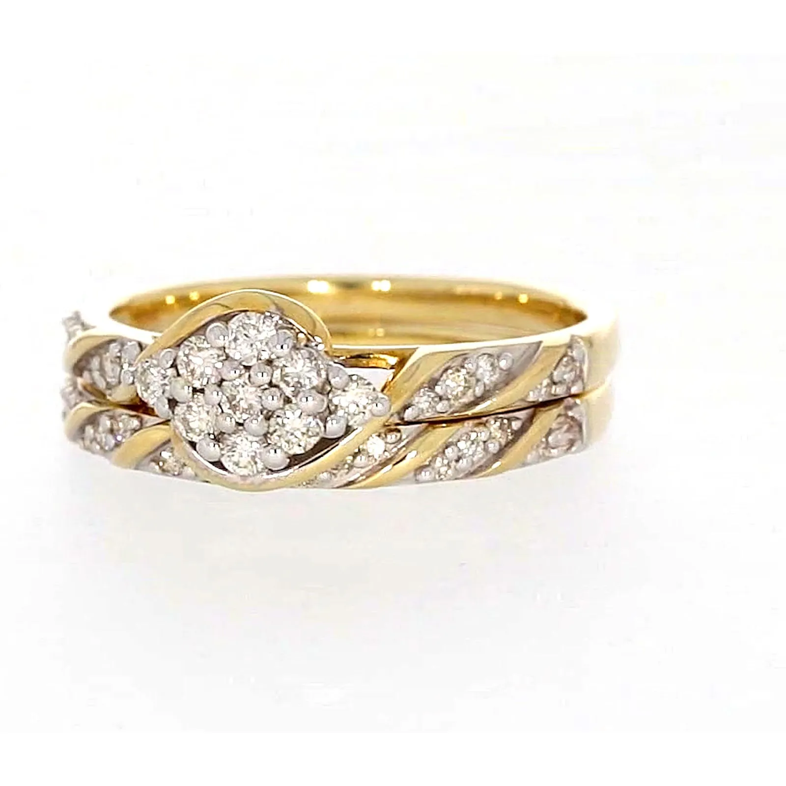 9ct Two Tone Gold Round Brilliant Cut with 0.33 Carat tw of Diamonds Ring