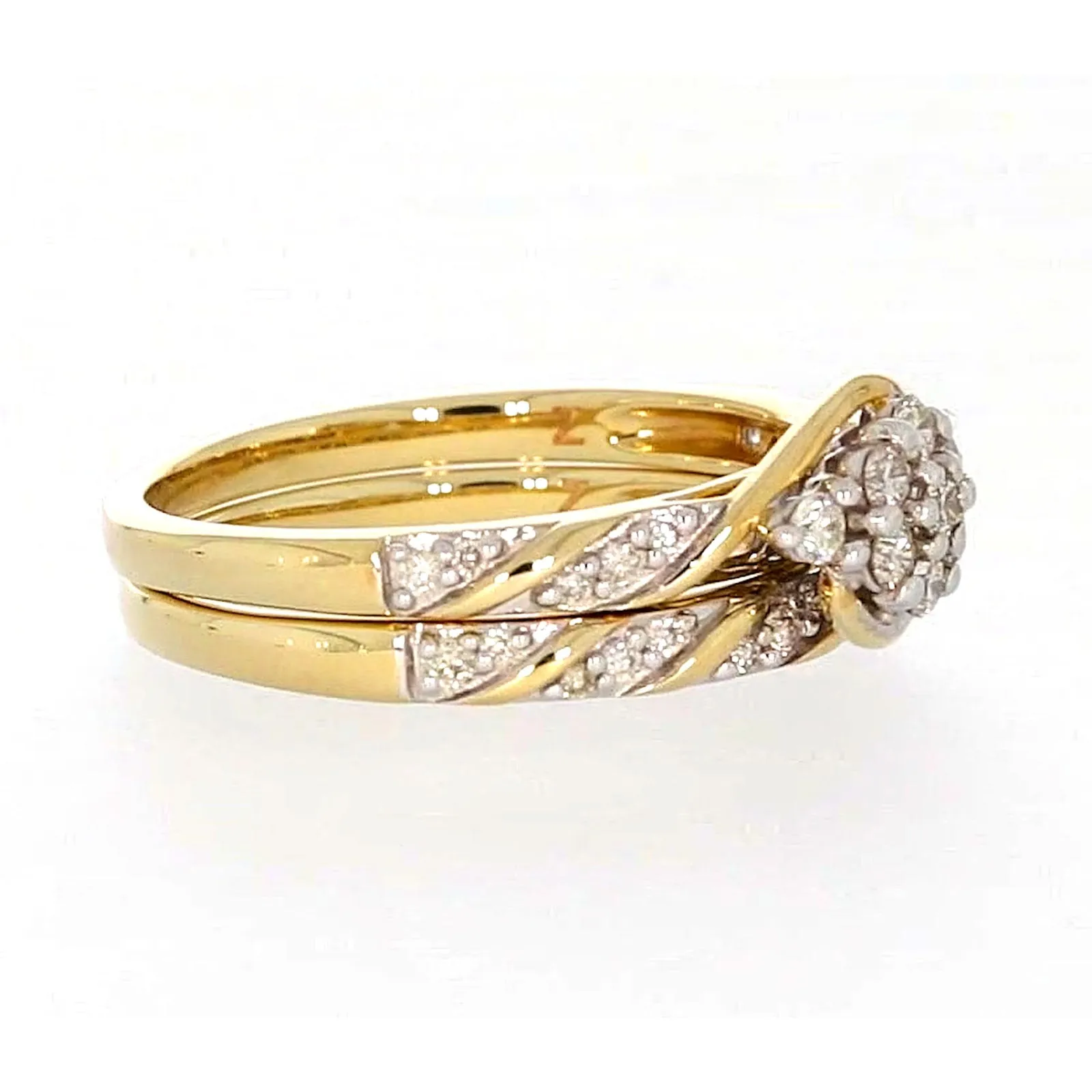 9ct Two Tone Gold Round Brilliant Cut with 0.33 Carat tw of Diamonds Ring