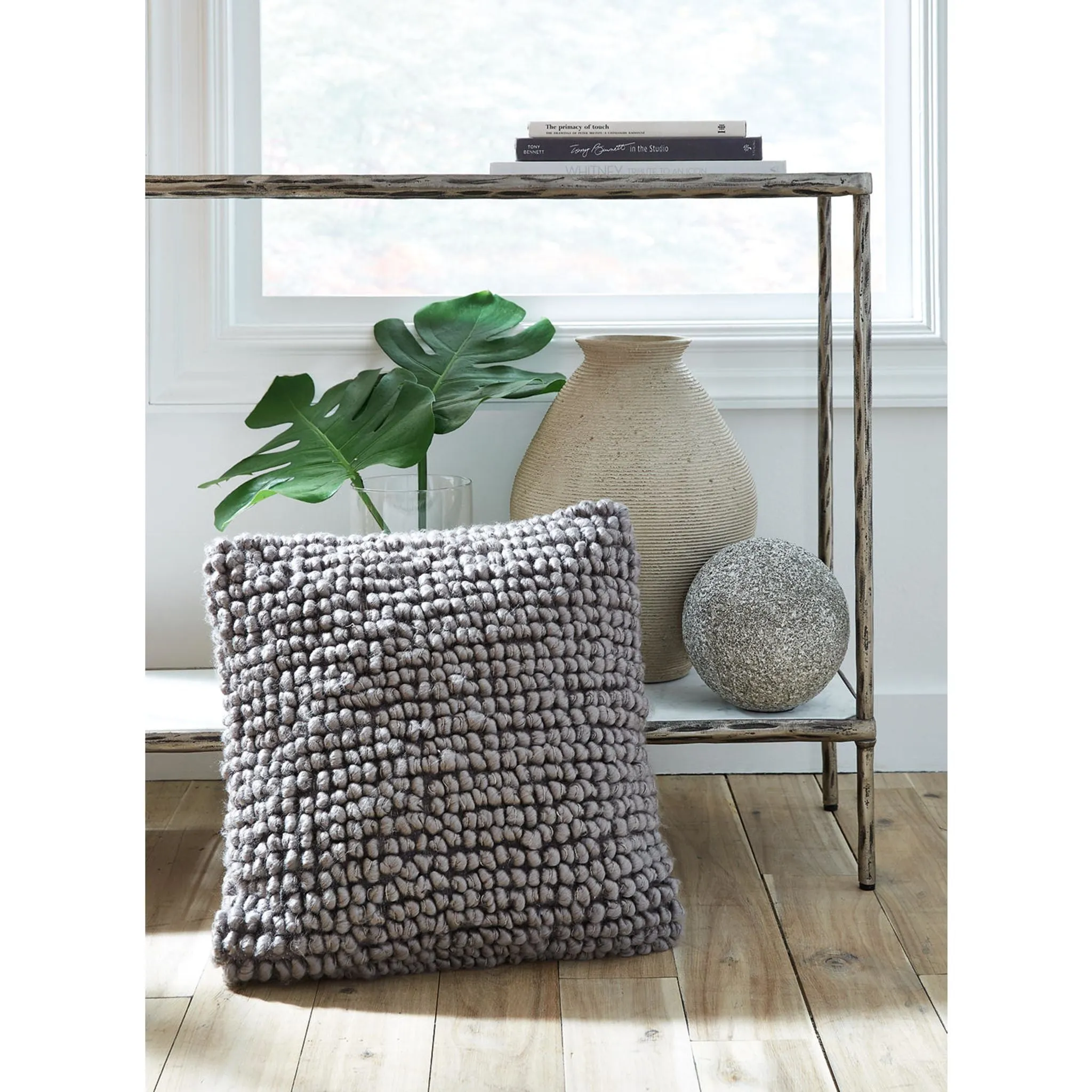 Aavie Pillow