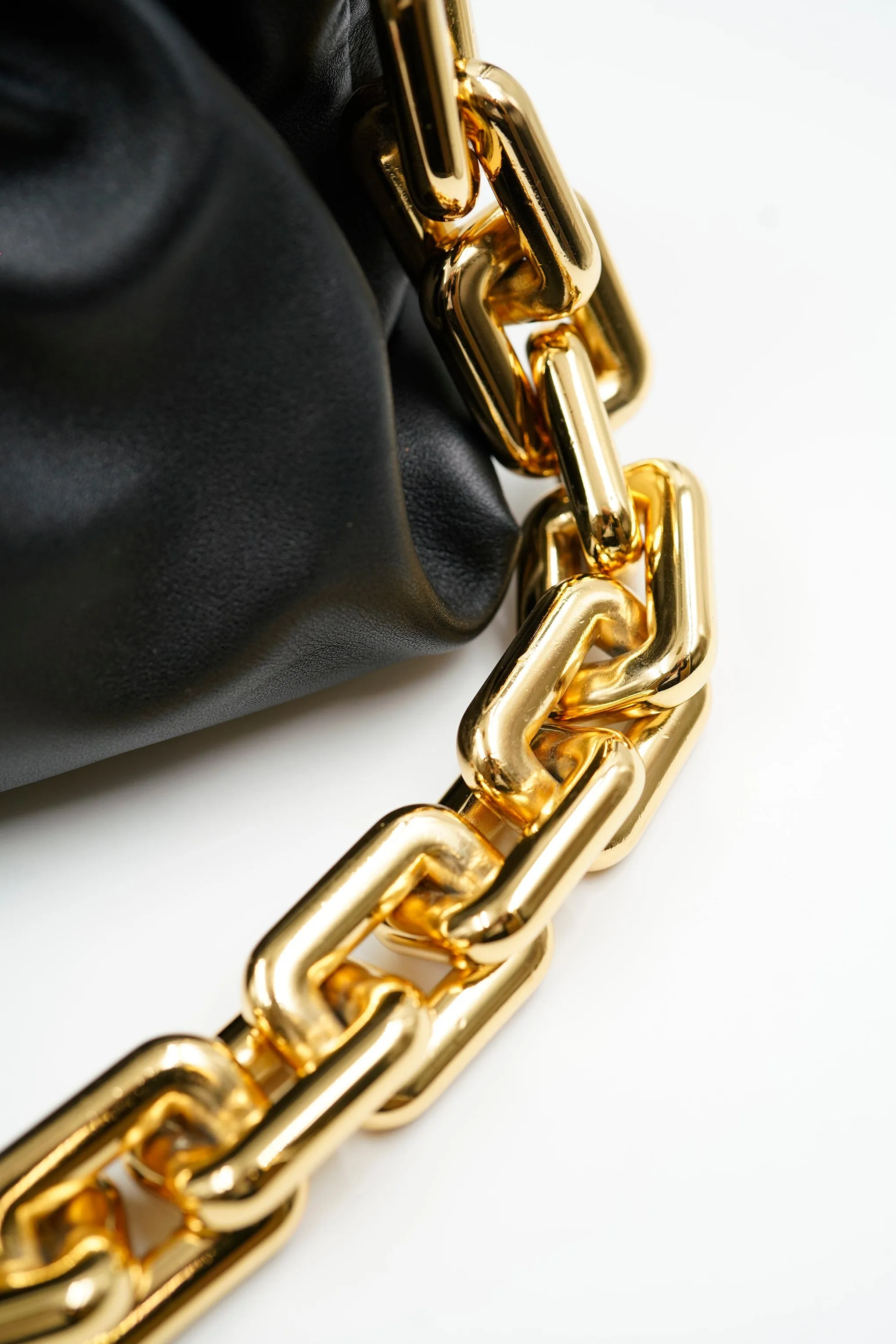 Bottega Chain Pouch - MGP-AWC1881