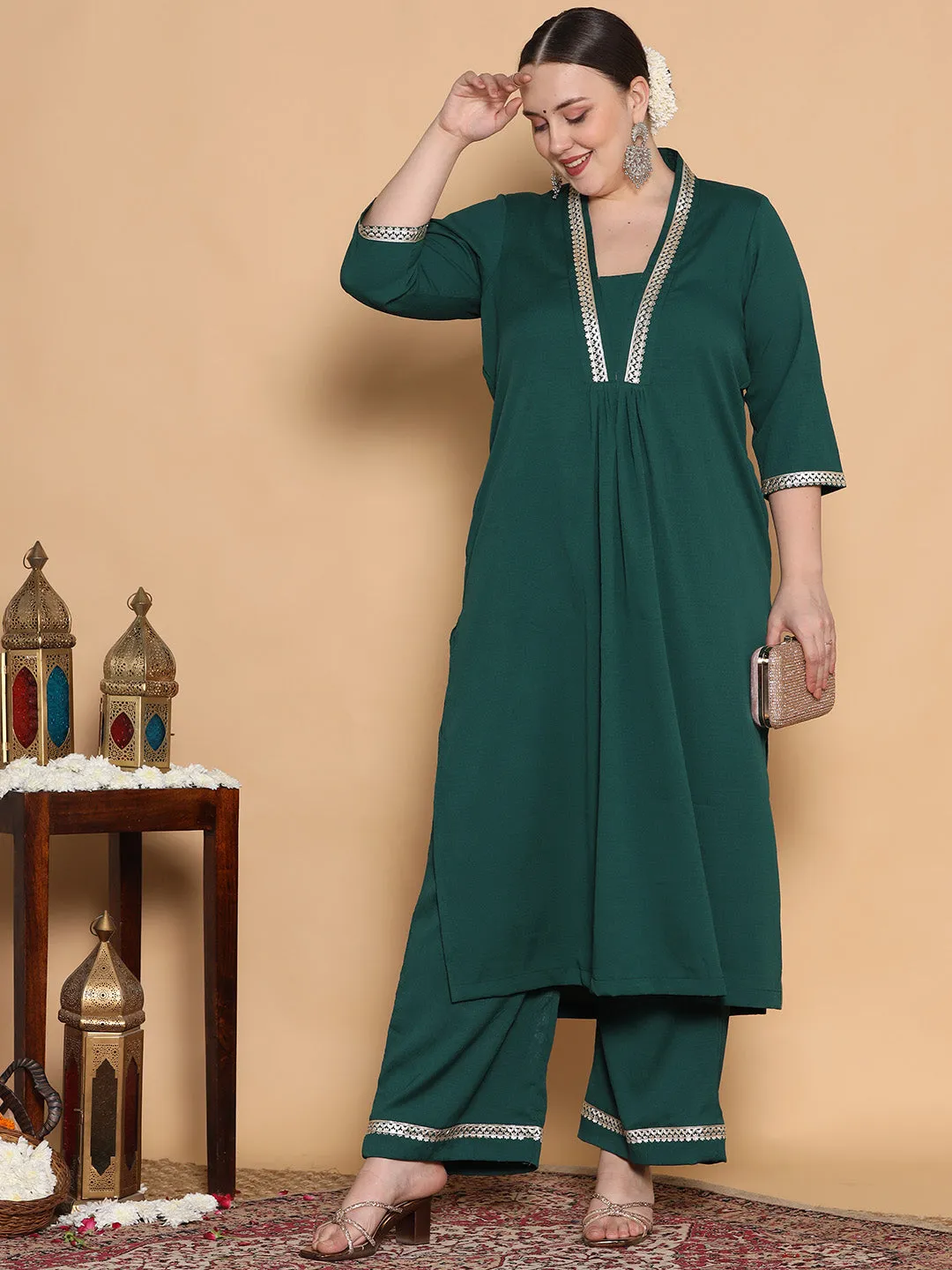 BottleGreen Textured Shawl Collar Kurta