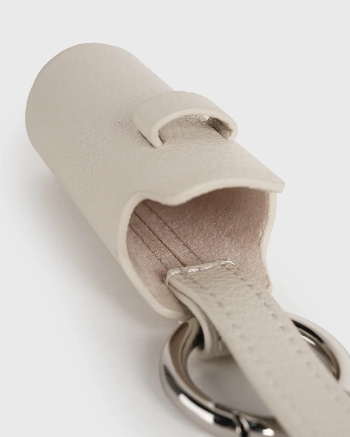 Calla Lipstick Holder (Cream) | Silver Ring