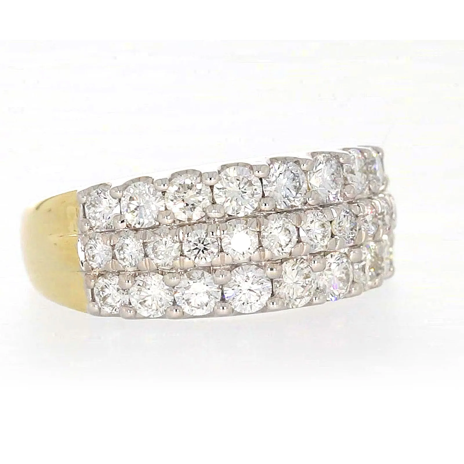 Celebration 9ct Yellow Gold Round Brilliant Cut 1 1/2 Carat tw of Lab Grown Diamonds Ring