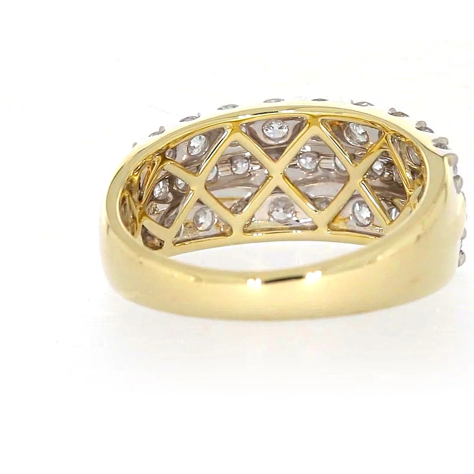 Celebration 9ct Yellow Gold Round Brilliant Cut 1 1/2 Carat tw of Lab Grown Diamonds Ring