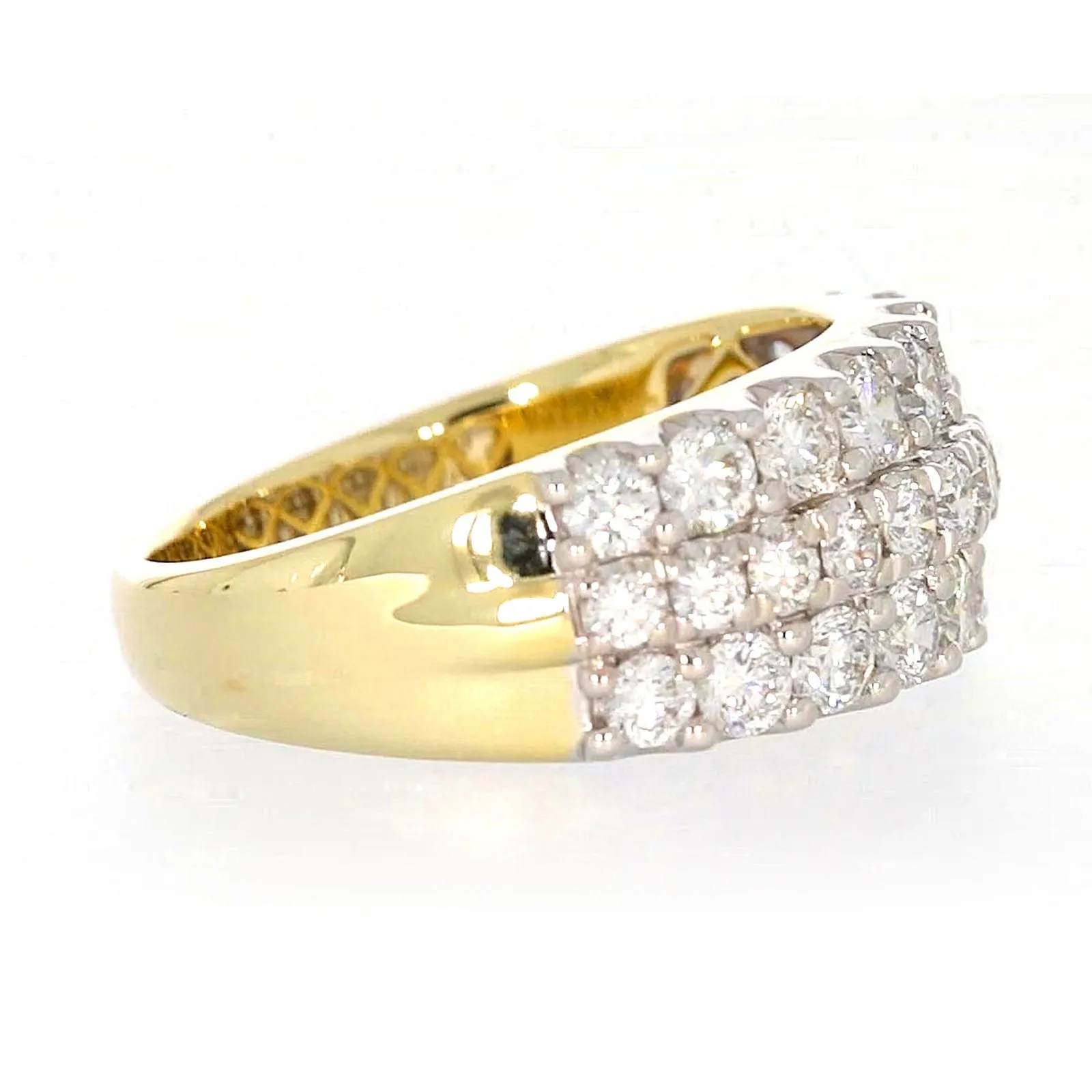 Celebration 9ct Yellow Gold Round Brilliant Cut 1 1/2 Carat tw of Lab Grown Diamonds Ring