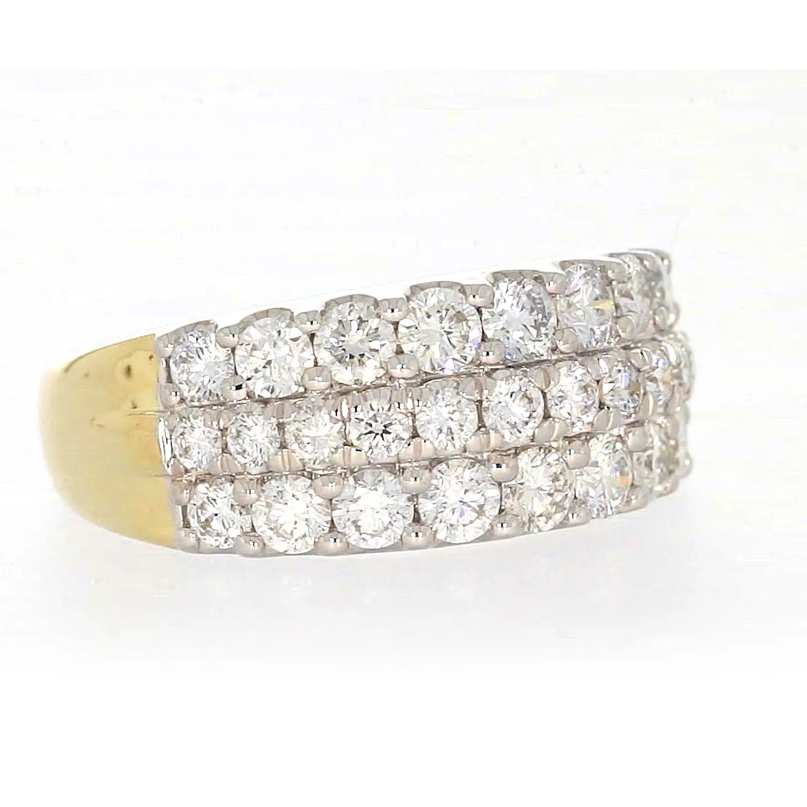 Celebration 9ct Yellow Gold Round Brilliant Cut 1 1/2 Carat tw of Lab Grown Diamonds Ring