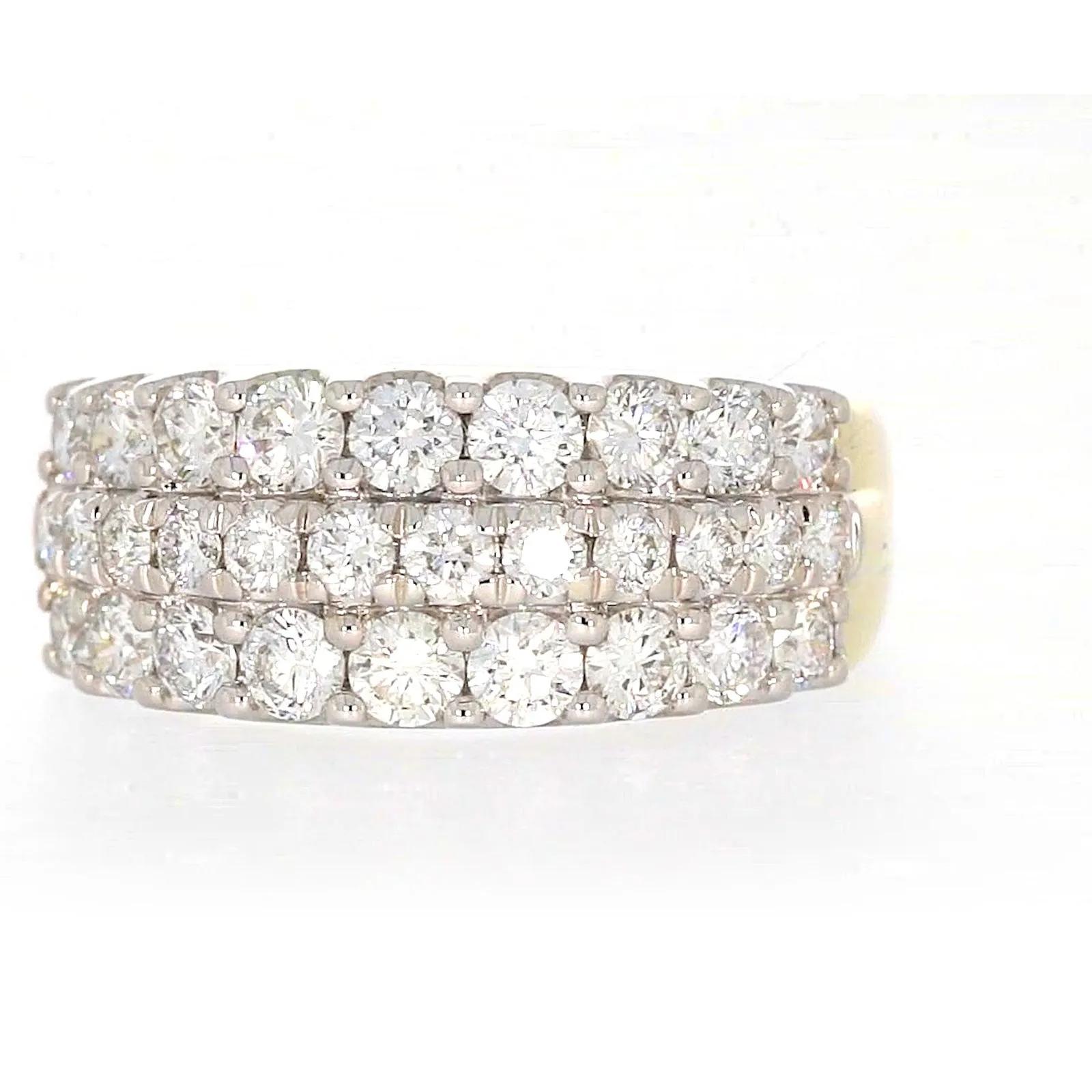 Celebration 9ct Yellow Gold Round Brilliant Cut 1 1/2 Carat tw of Lab Grown Diamonds Ring