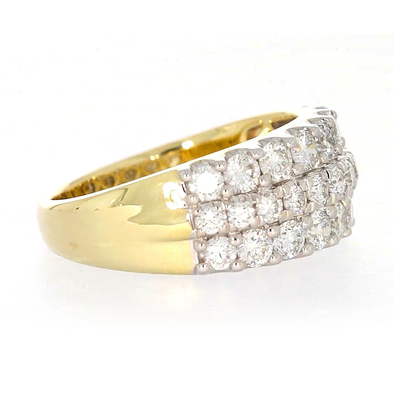 Celebration 9ct Yellow Gold Round Brilliant Cut 1 1/2 Carat tw of Lab Grown Diamonds Ring