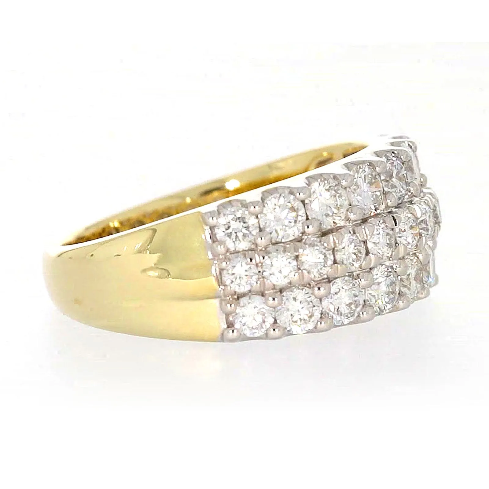 Celebration 9ct Yellow Gold Round Brilliant Cut 1 1/2 Carat tw of Lab Grown Diamonds Ring