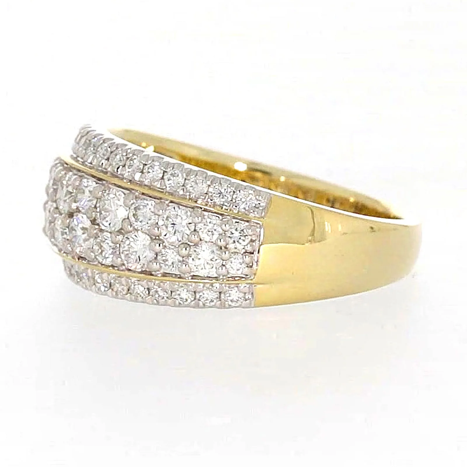 Celebration 9ct Yellow Gold Round Brilliant Cut 1 Carat tw of Lab Grown Diamonds Ring