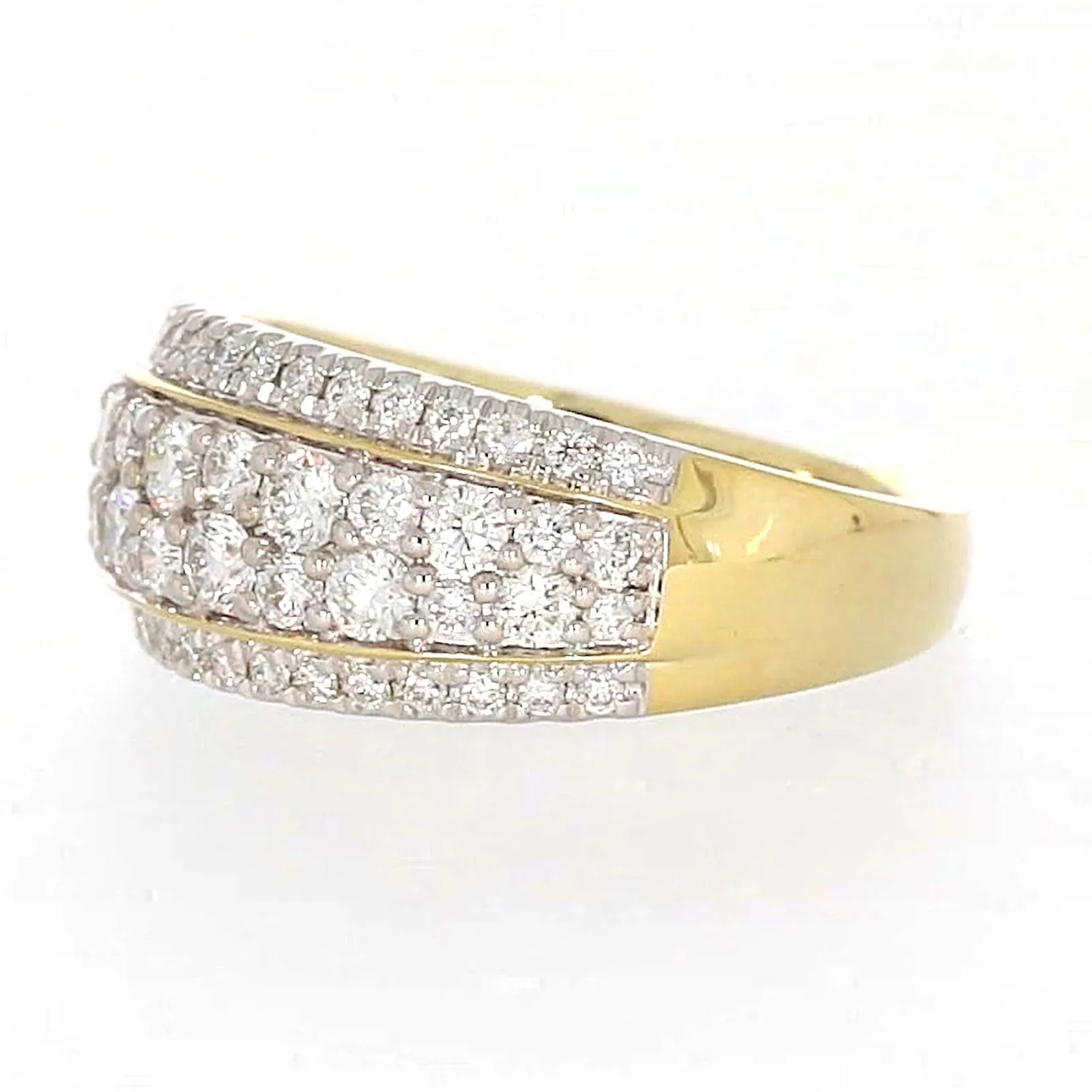 Celebration 9ct Yellow Gold Round Brilliant Cut 1 Carat tw of Lab Grown Diamonds Ring
