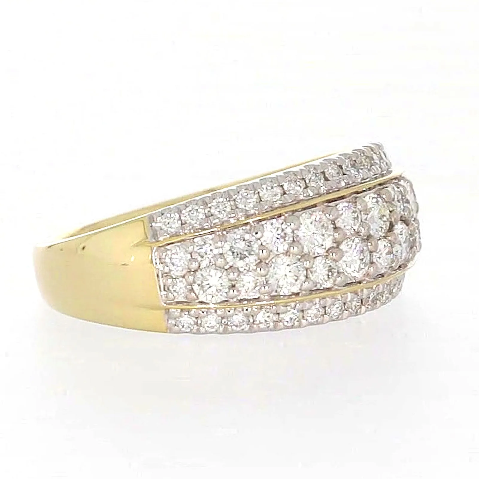 Celebration 9ct Yellow Gold Round Brilliant Cut 1 Carat tw of Lab Grown Diamonds Ring