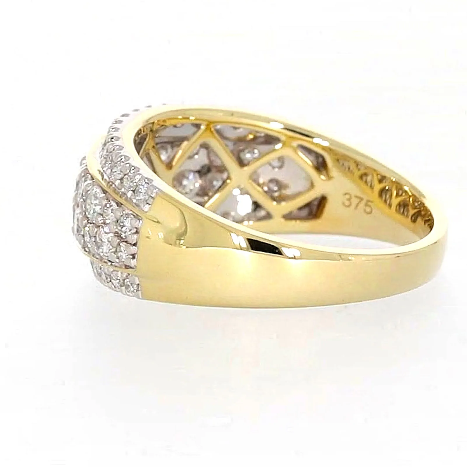 Celebration 9ct Yellow Gold Round Brilliant Cut 1 Carat tw of Lab Grown Diamonds Ring