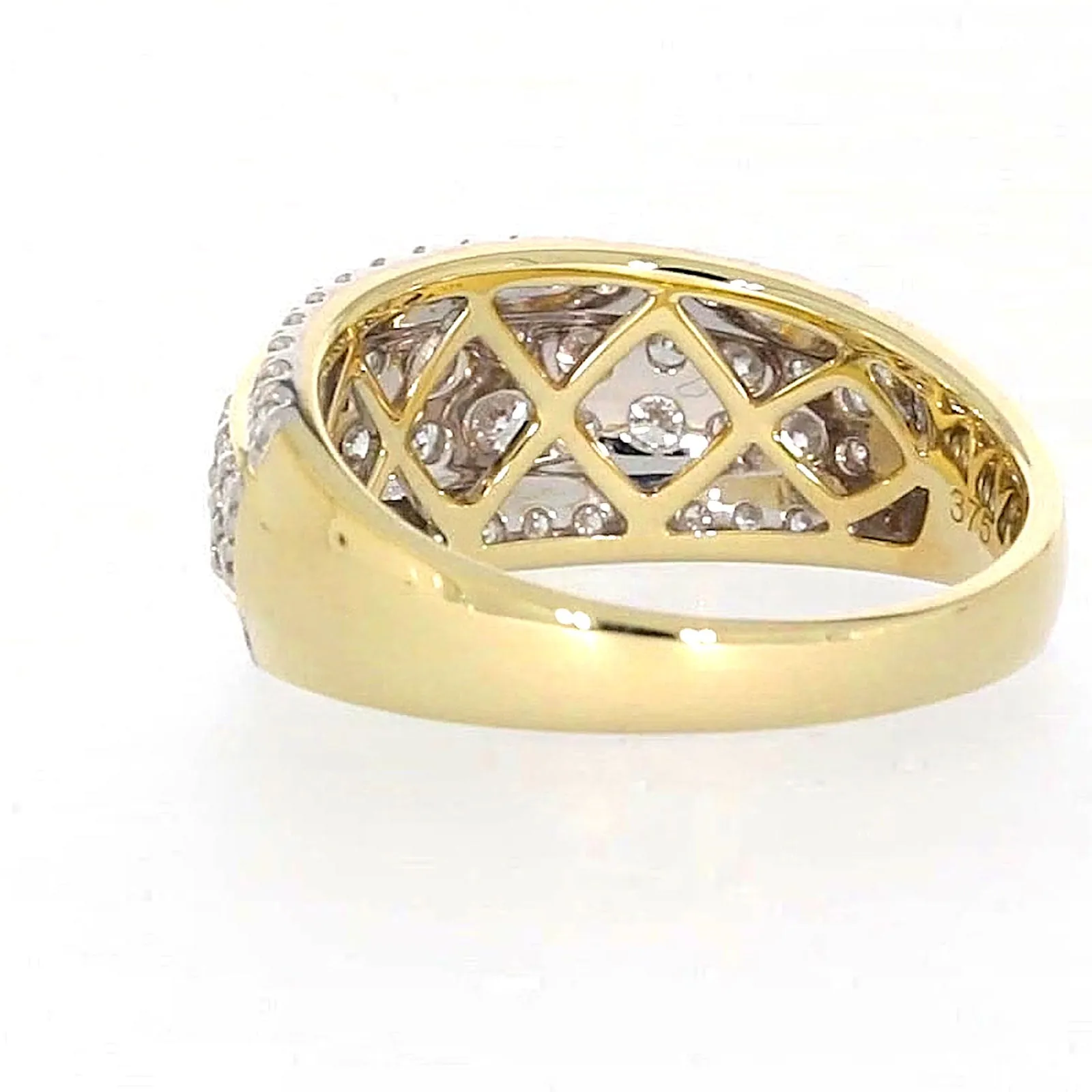 Celebration 9ct Yellow Gold Round Brilliant Cut 1 Carat tw of Lab Grown Diamonds Ring