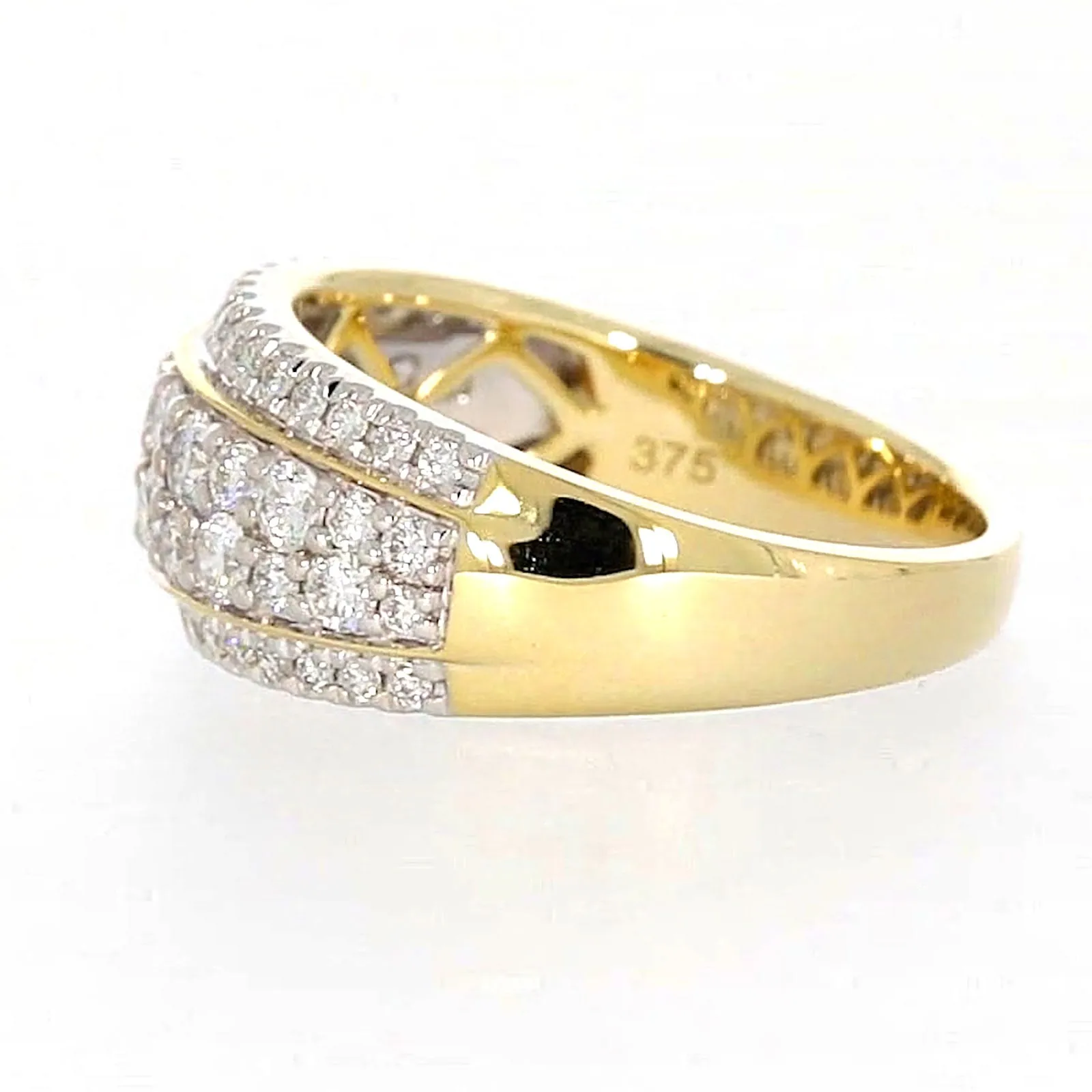 Celebration 9ct Yellow Gold Round Brilliant Cut 1 Carat tw of Lab Grown Diamonds Ring