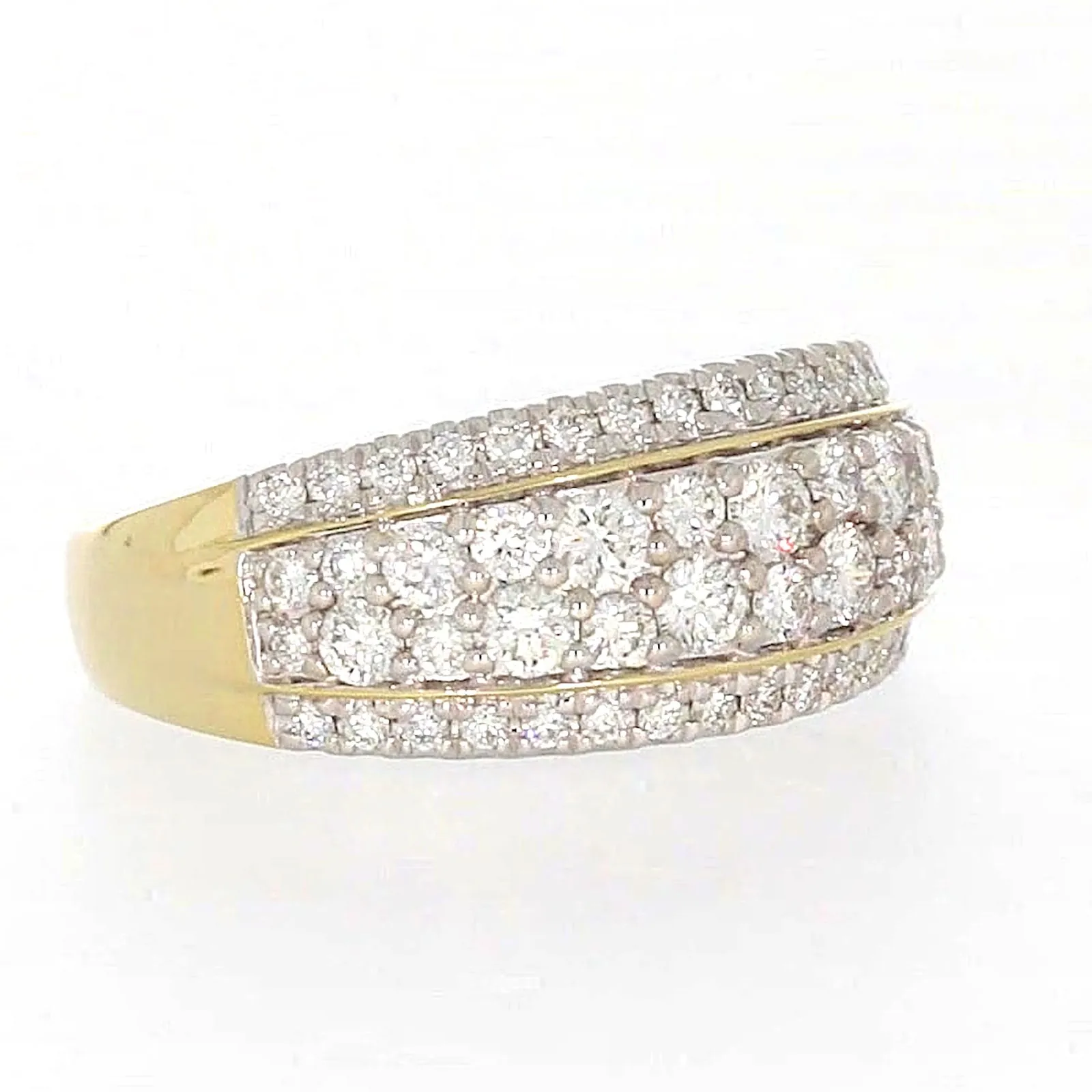 Celebration 9ct Yellow Gold Round Brilliant Cut 1 Carat tw of Lab Grown Diamonds Ring