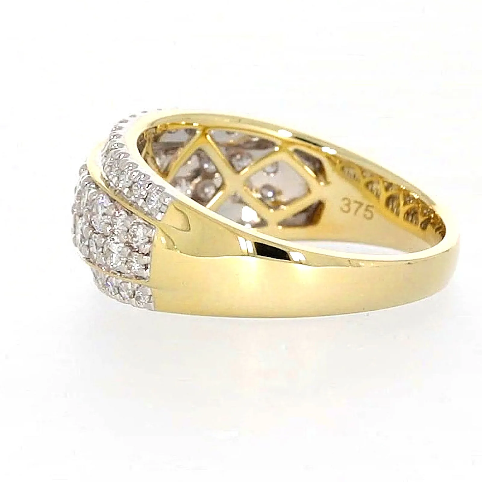Celebration 9ct Yellow Gold Round Brilliant Cut 1 Carat tw of Lab Grown Diamonds Ring
