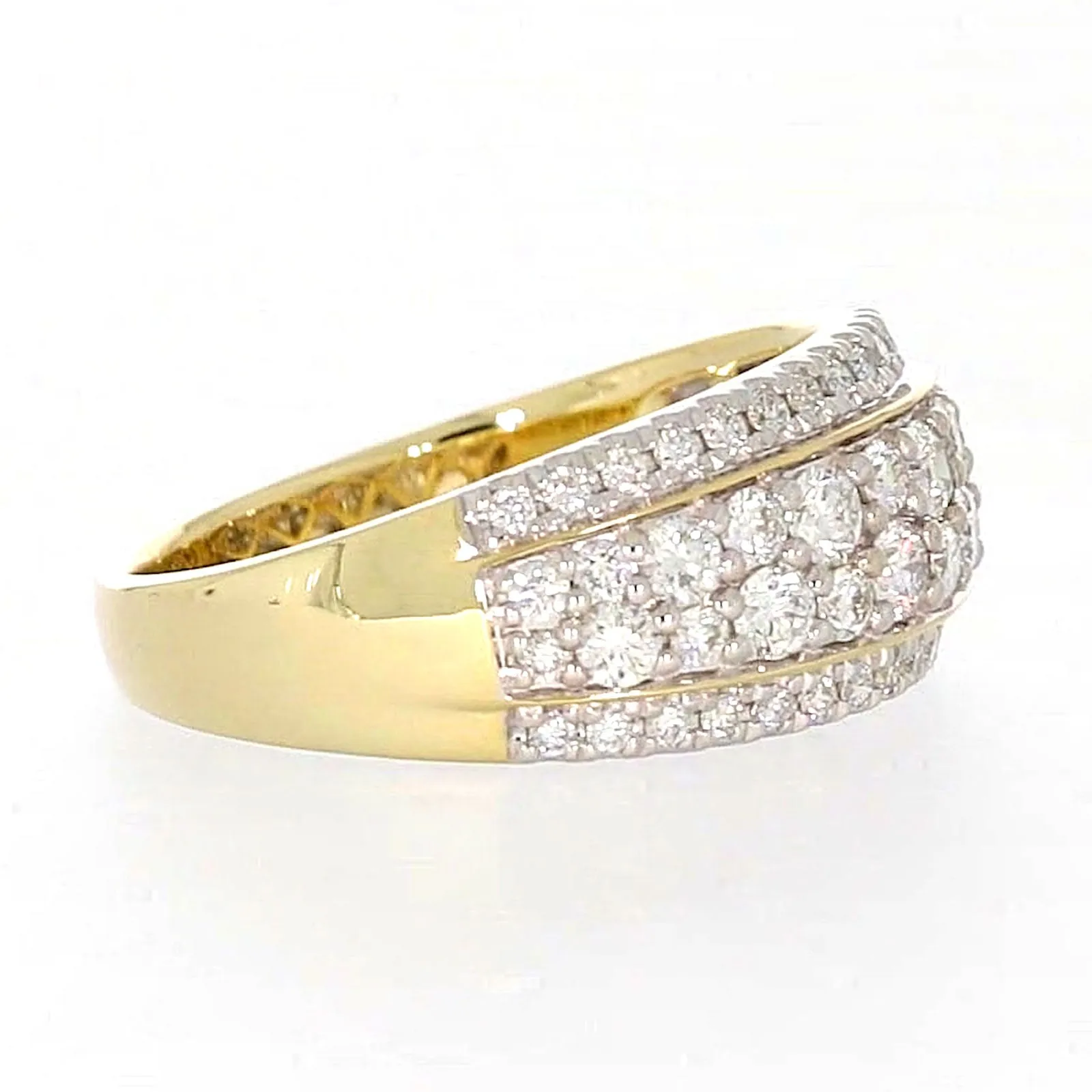 Celebration 9ct Yellow Gold Round Brilliant Cut 1 Carat tw of Lab Grown Diamonds Ring