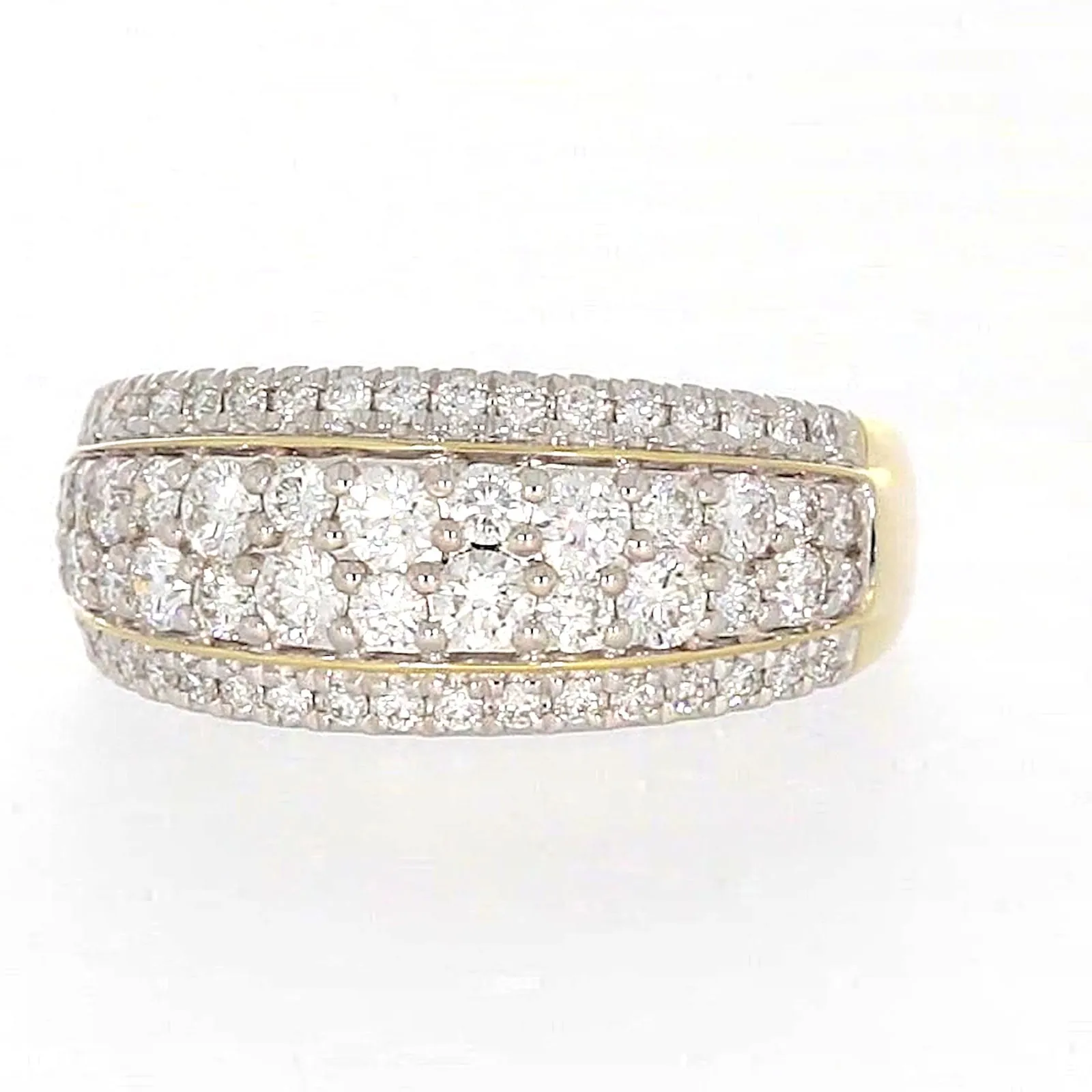 Celebration 9ct Yellow Gold Round Brilliant Cut 1 Carat tw of Lab Grown Diamonds Ring