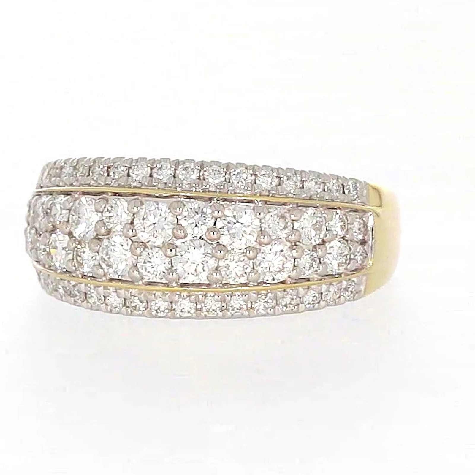 Celebration 9ct Yellow Gold Round Brilliant Cut 1 Carat tw of Lab Grown Diamonds Ring