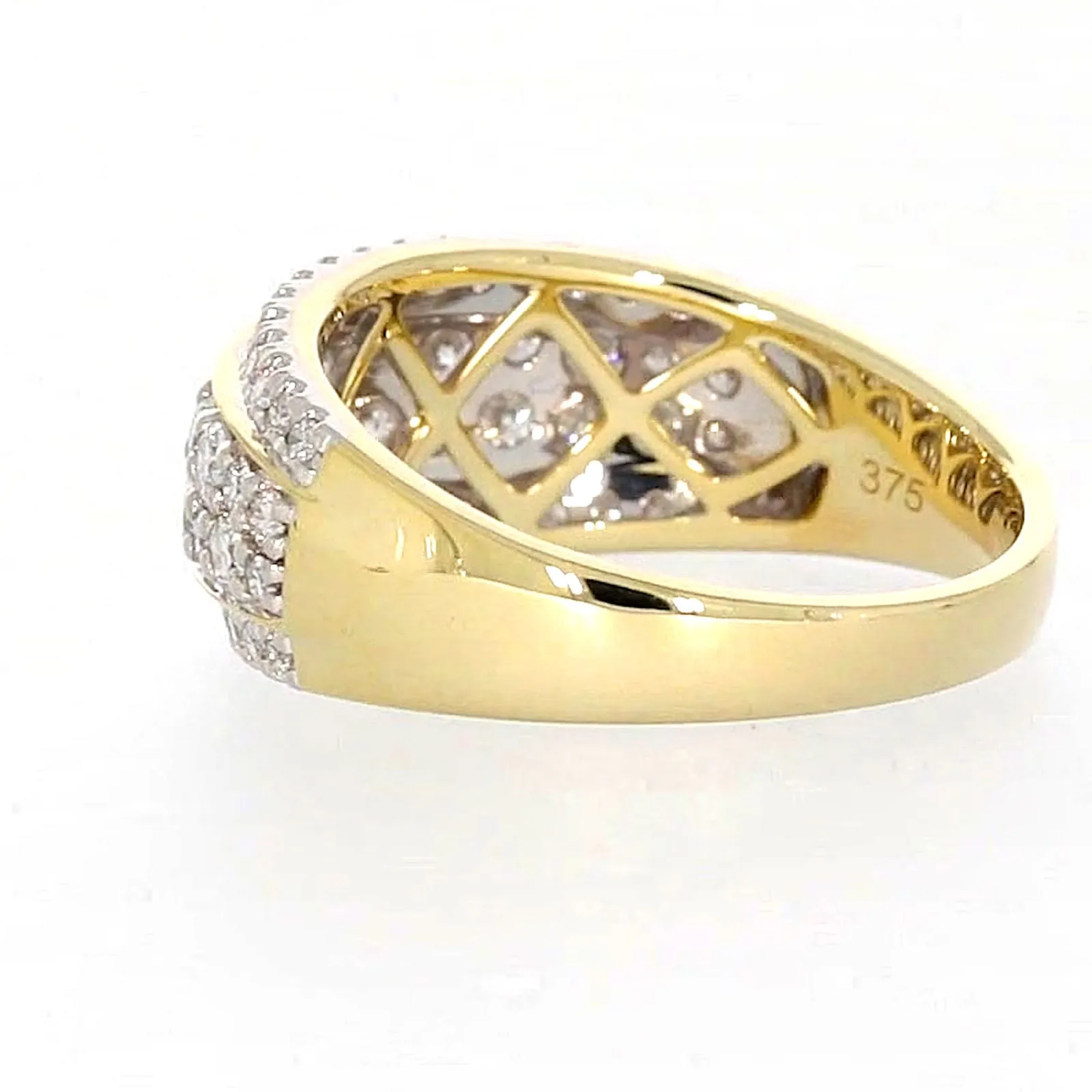 Celebration 9ct Yellow Gold Round Brilliant Cut 1 Carat tw of Lab Grown Diamonds Ring