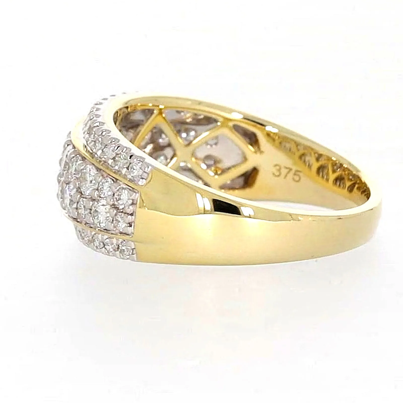 Celebration 9ct Yellow Gold Round Brilliant Cut 1 Carat tw of Lab Grown Diamonds Ring