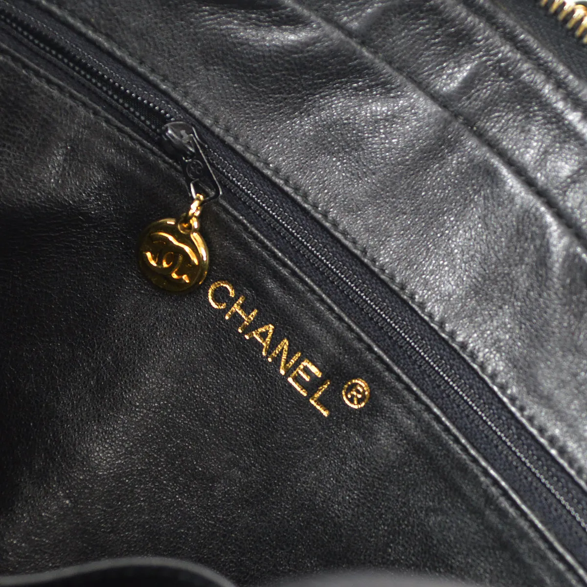 CHANEL 1996-1997 Camera Bag Large Black Caviar 97513