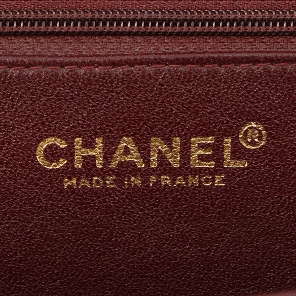 Chanel Around 2002 Made Turn-Lock Chain Bag Black