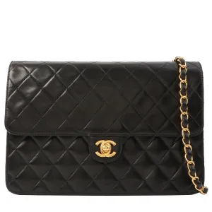 Chanel Around 2002 Made Turn-Lock Chain Bag Black