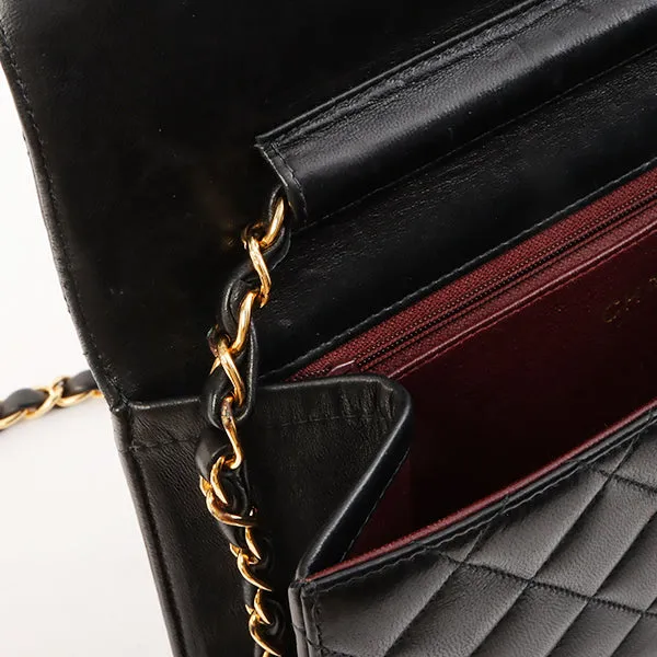 Chanel Around 2002 Made Turn-Lock Chain Bag Black