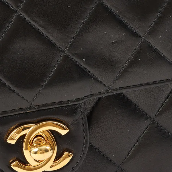 Chanel Around 2002 Made Turn-Lock Chain Bag Black