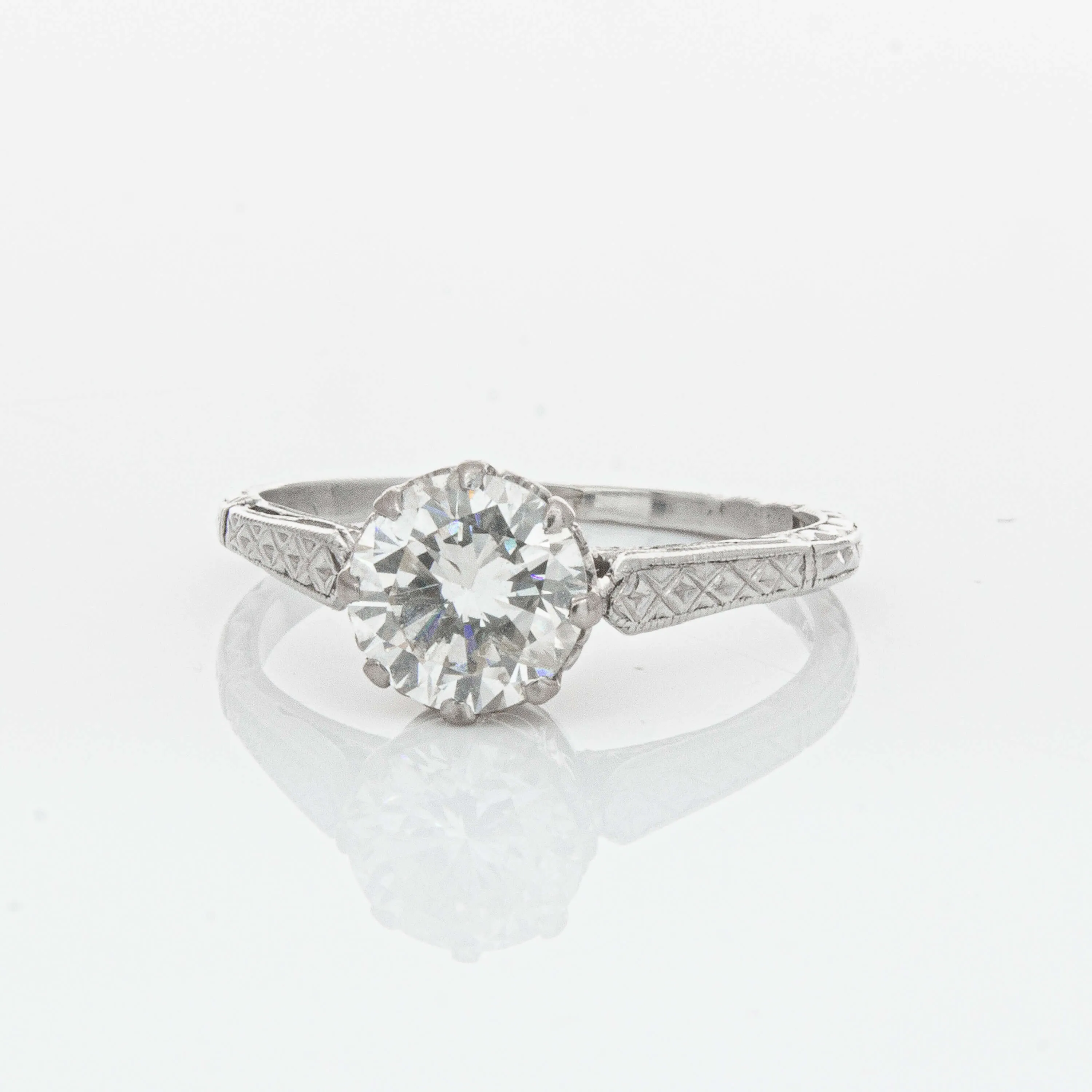 Deja Vu Platinum 1.10ct Diamond Ring
