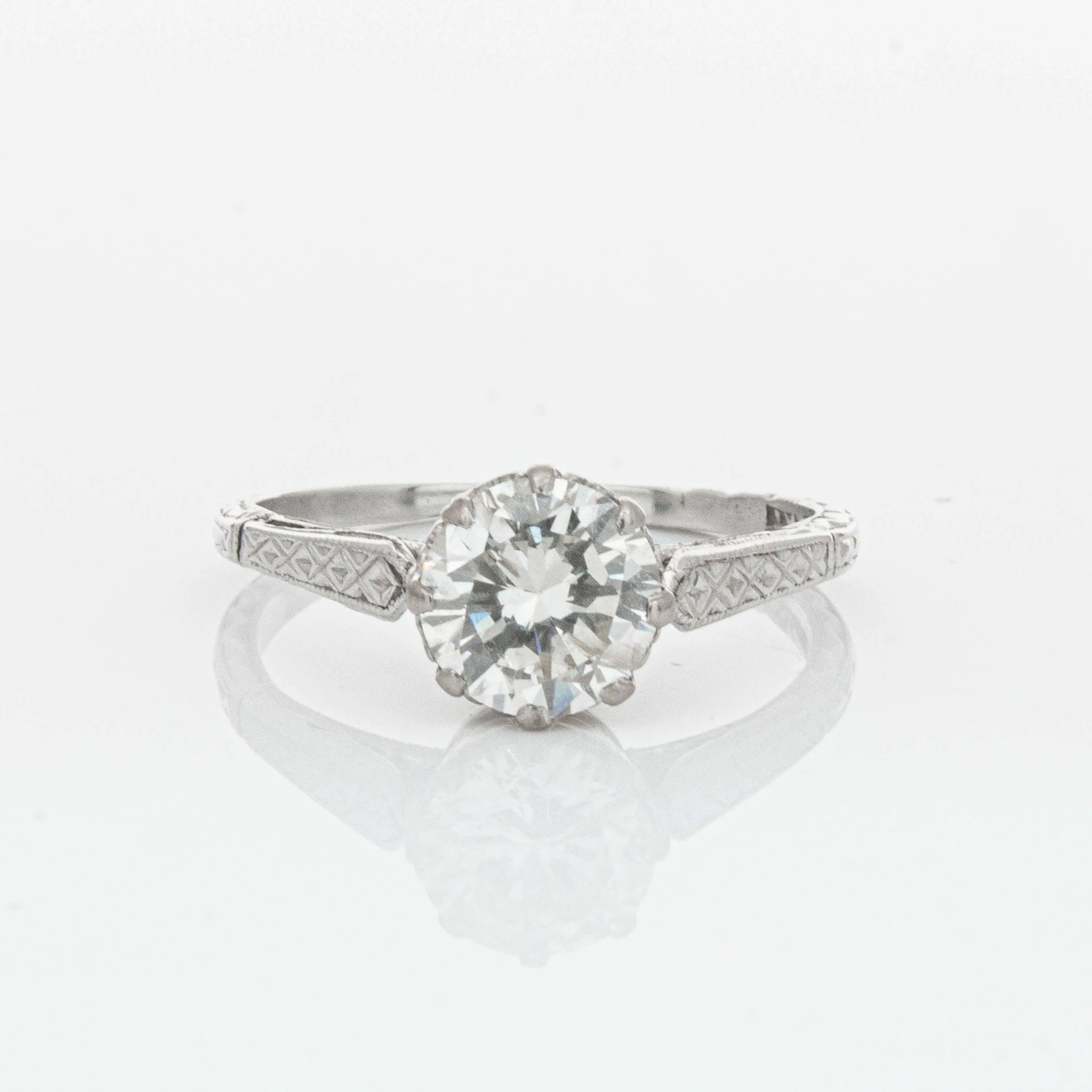 Deja Vu Platinum 1.10ct Diamond Ring