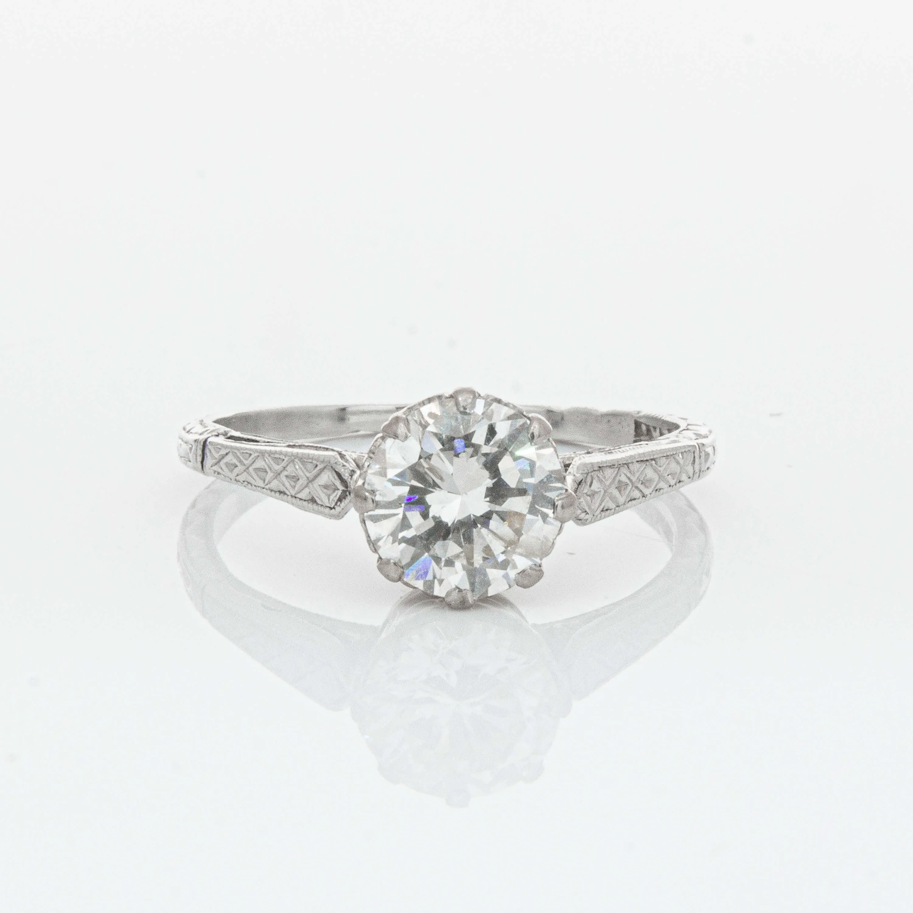 Deja Vu Platinum 1.10ct Diamond Ring