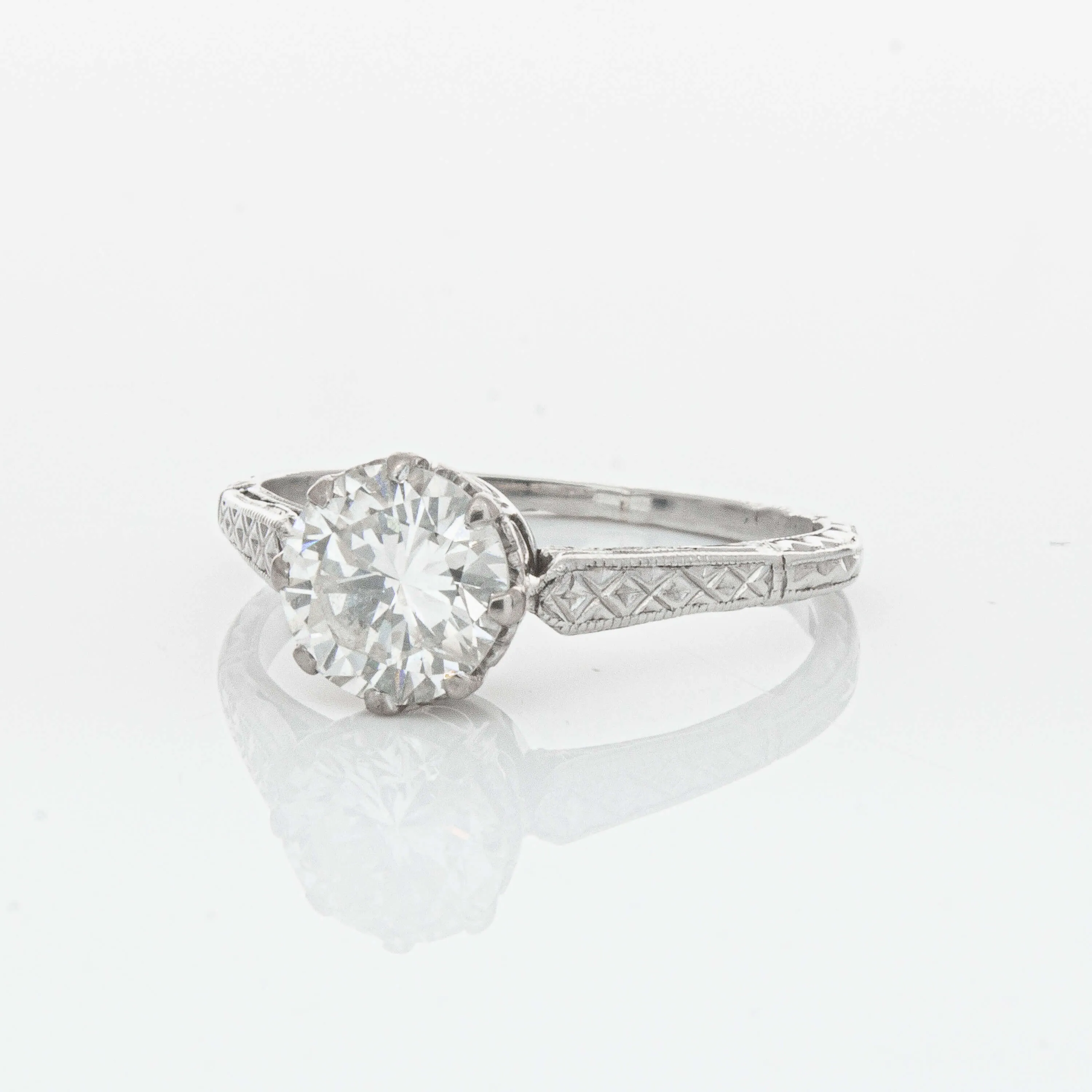 Deja Vu Platinum 1.10ct Diamond Ring