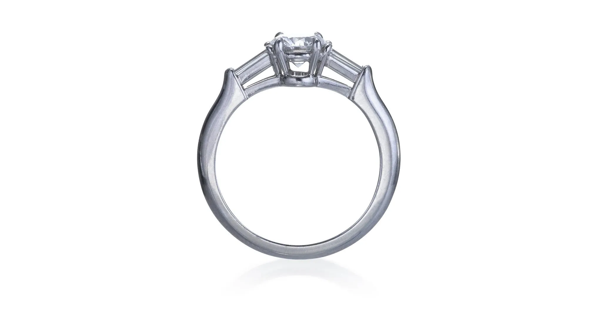 Diamond & Platinum Engagement Ring