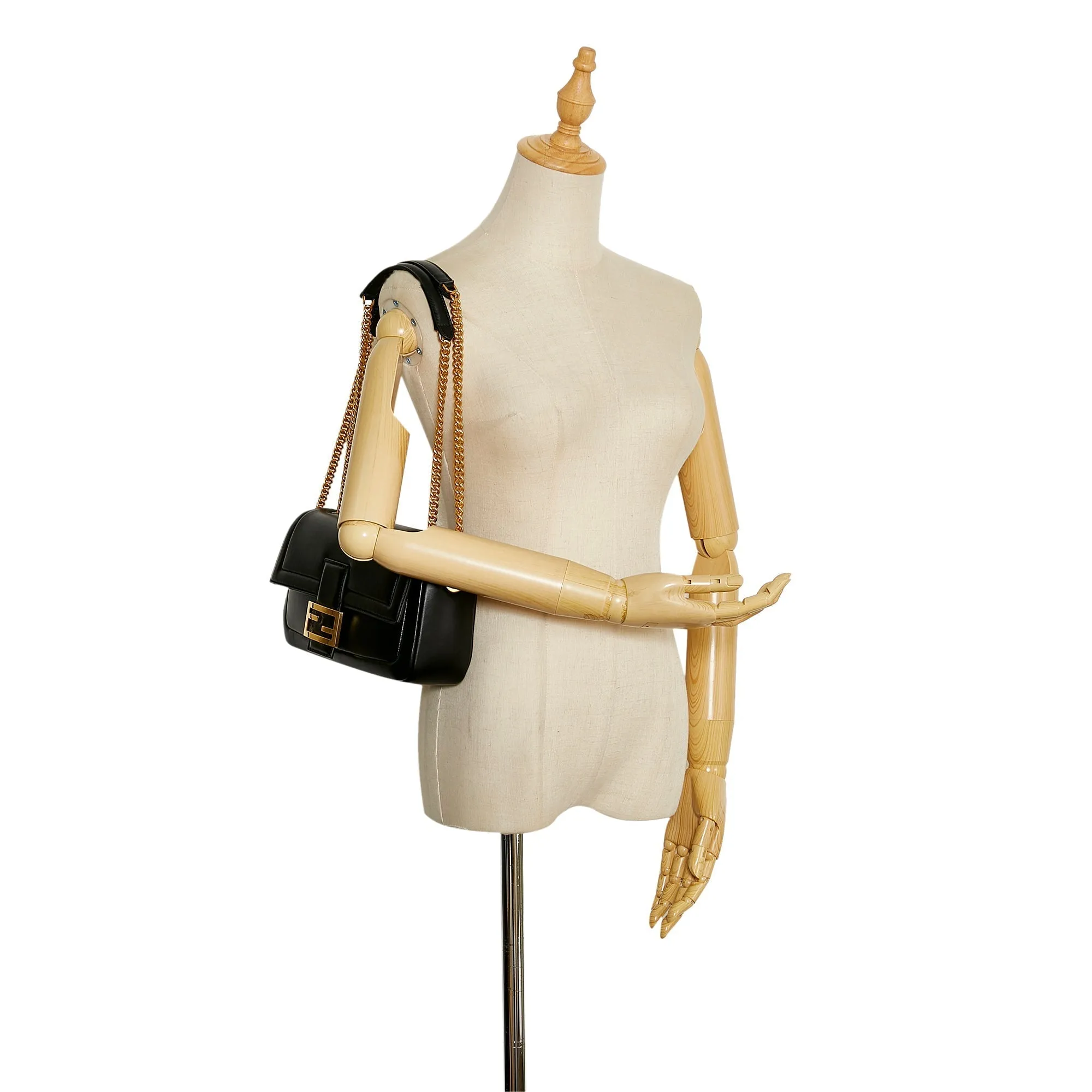 Fendi Chain Baguette Black