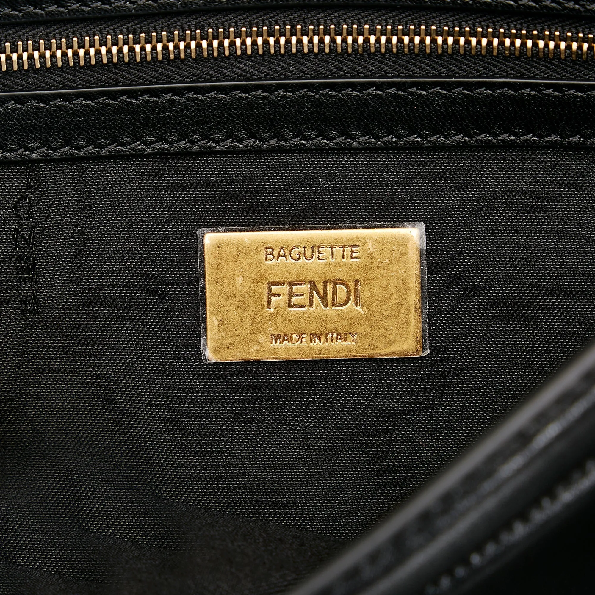 Fendi Chain Baguette Black