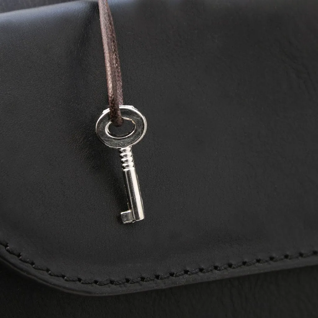 Giotto - Exclusive double-bottom leather doctor bag | TL142344