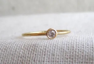Mini Knuckle Ring | .05ct