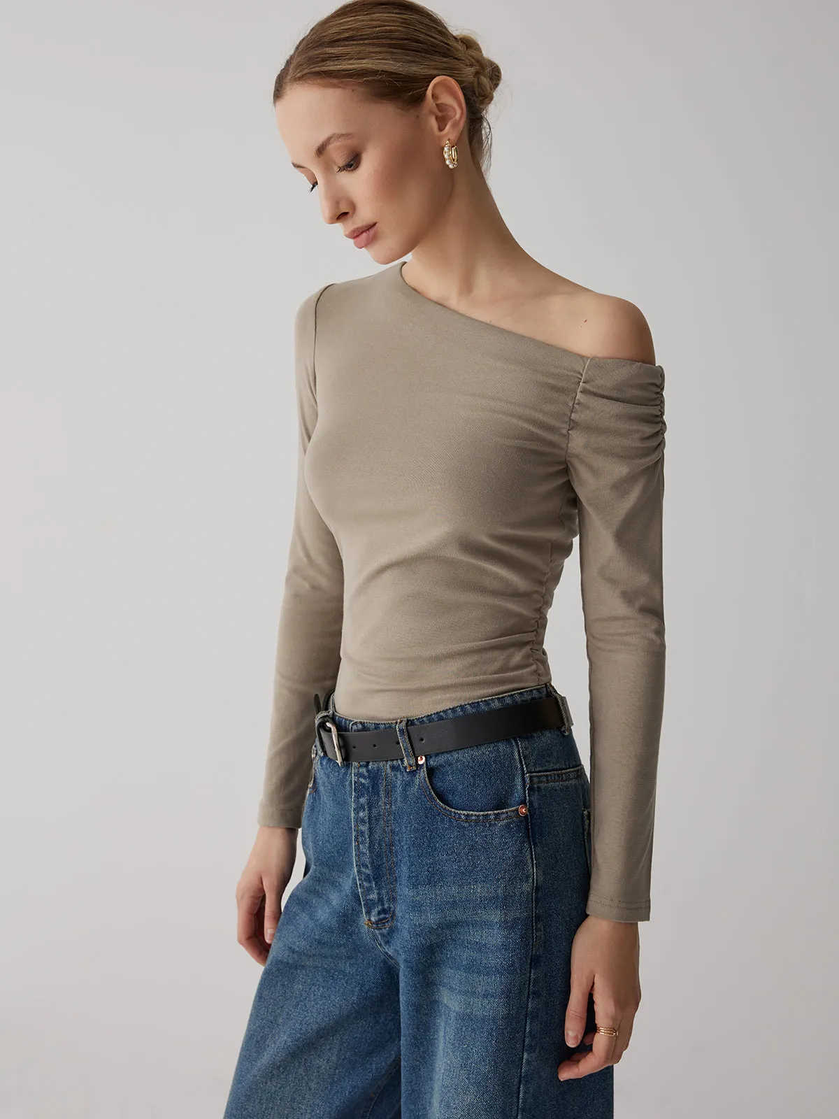 Off-Shoulder Charming Ruching Top