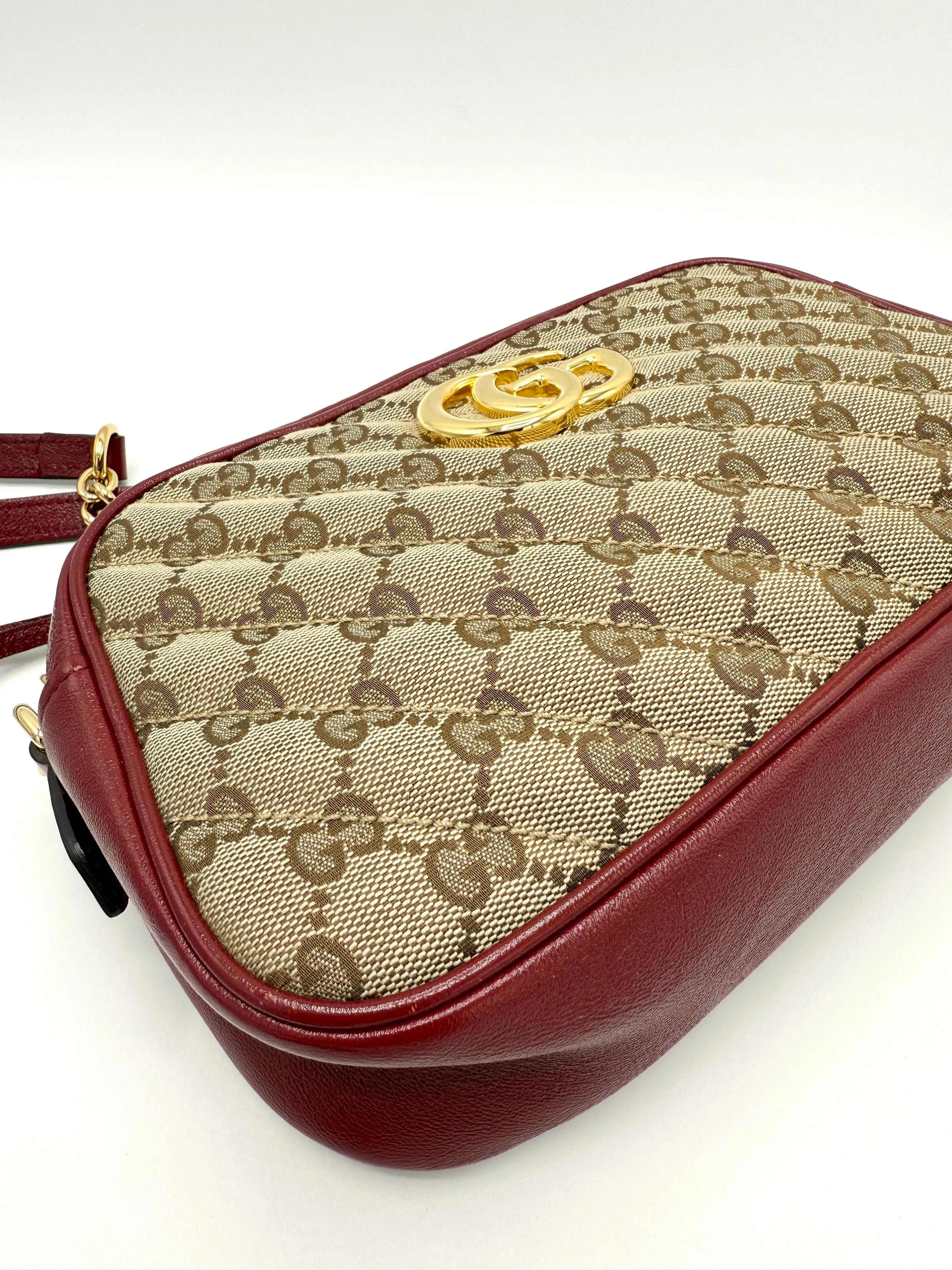 Red GG Canvas GHW Marmont Zip Camera Bag