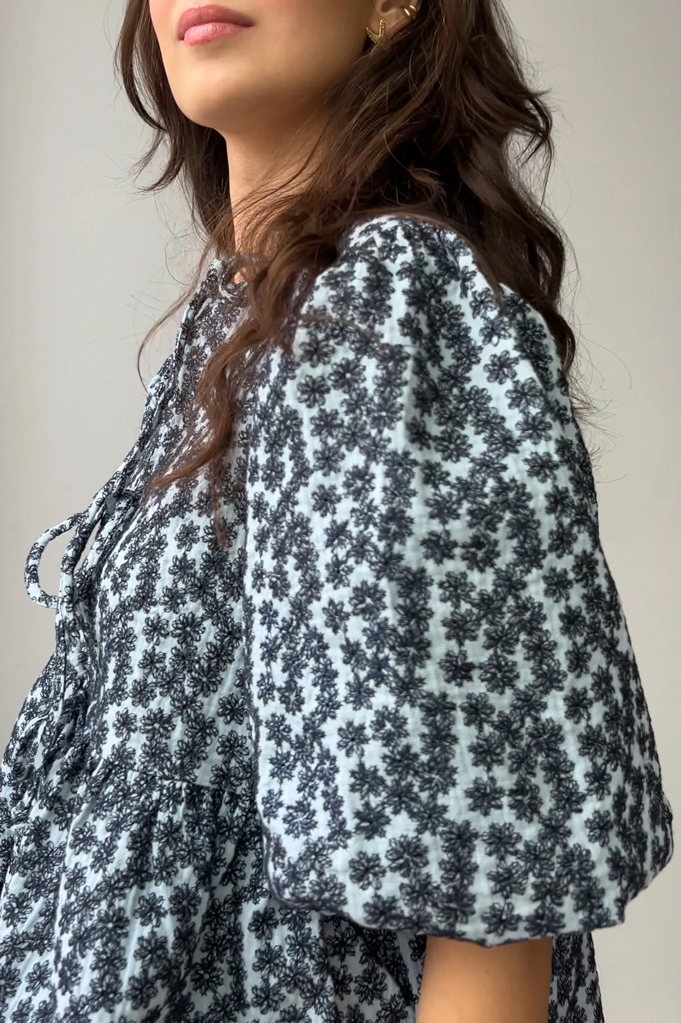 Shirt in embroidered muslin / 12 / 10 / blue meadow
